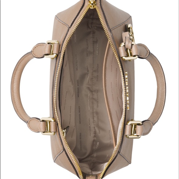 🌹SALE🌹MICHAEL KORS CIARA SMALL LEATHER SATCHEL - Picture 2 of 8